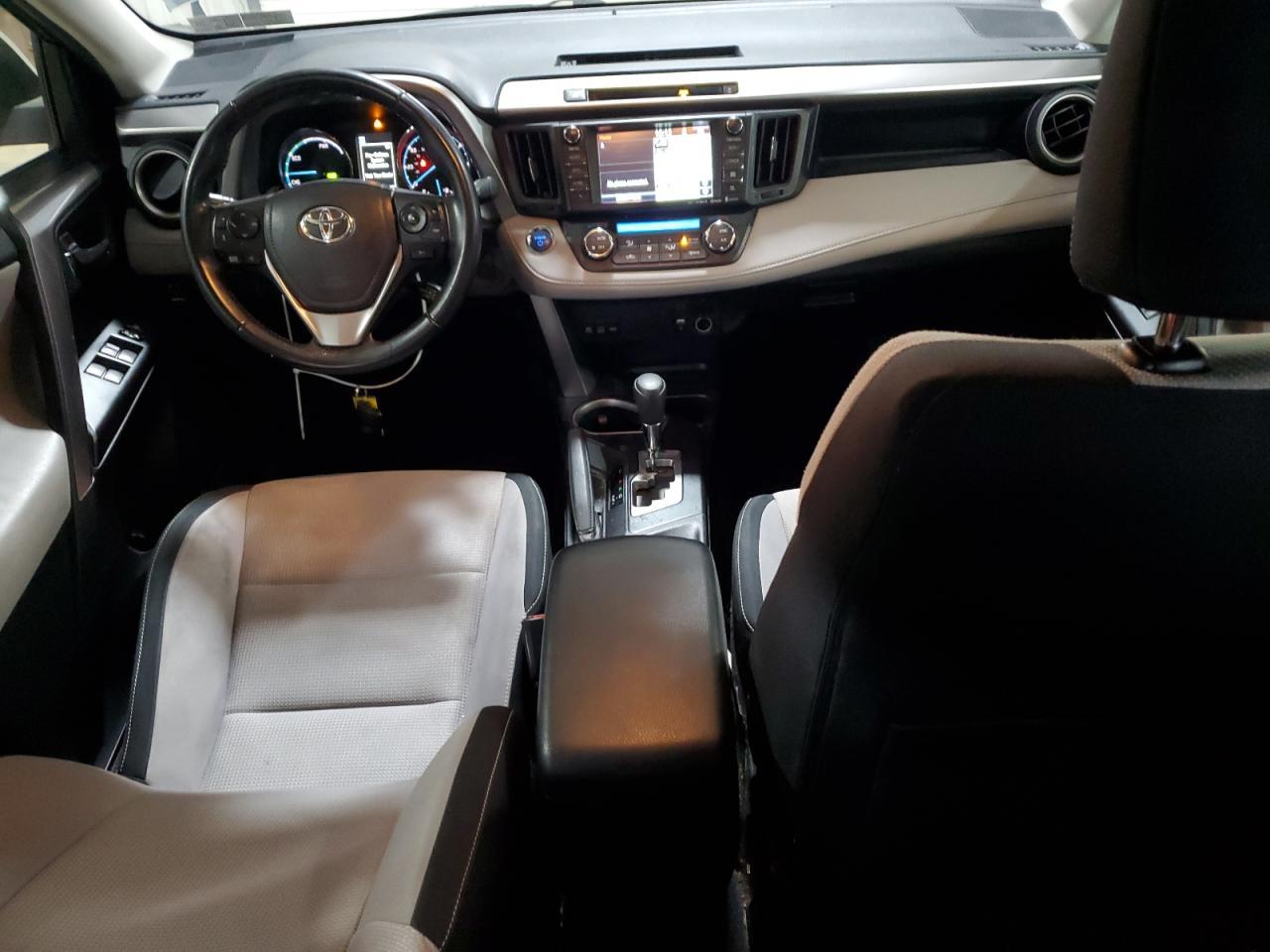 2016 TOYOTA RAV4