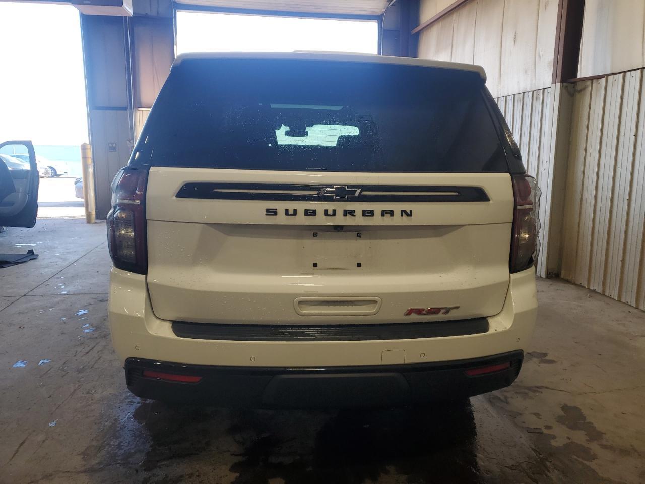 2023 CHEVROLET Suburban