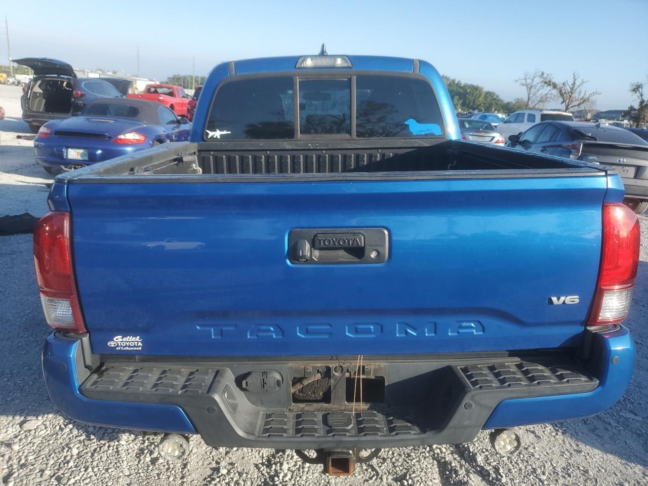 2016 TOYOTA TACOMA