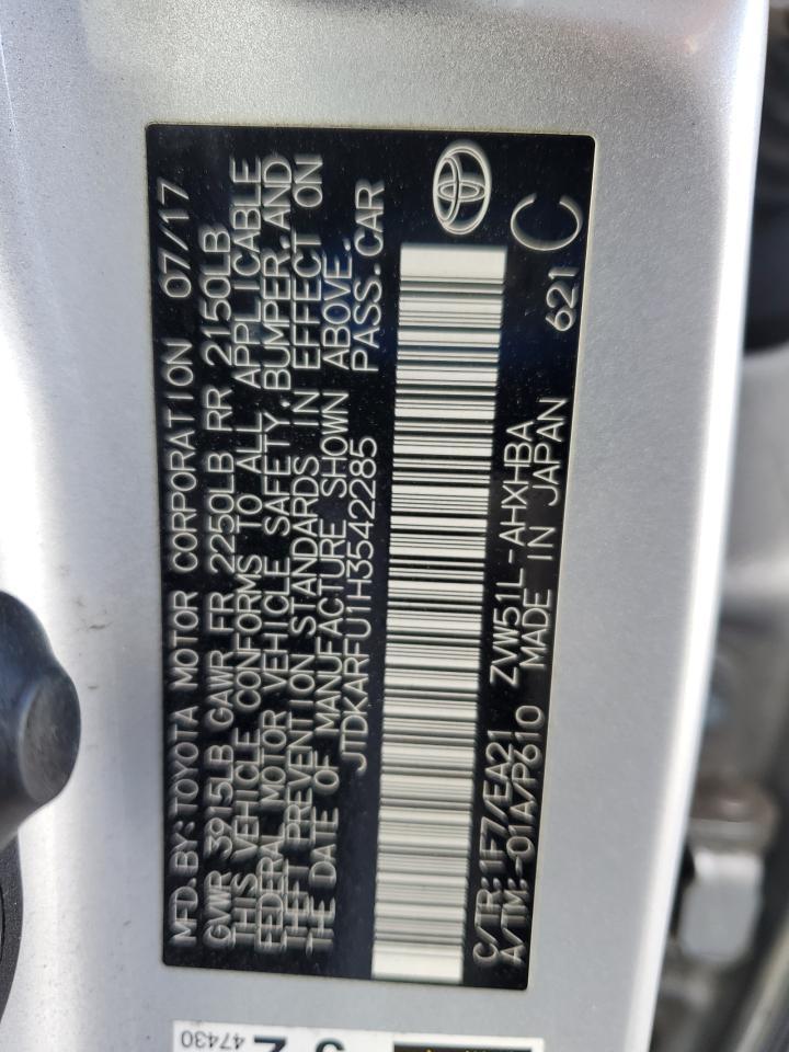 2017 TOYOTA PRIUS