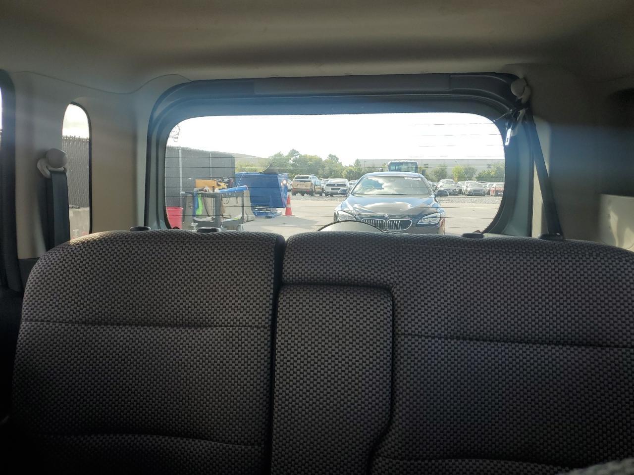 2010 NISSAN CUBE
