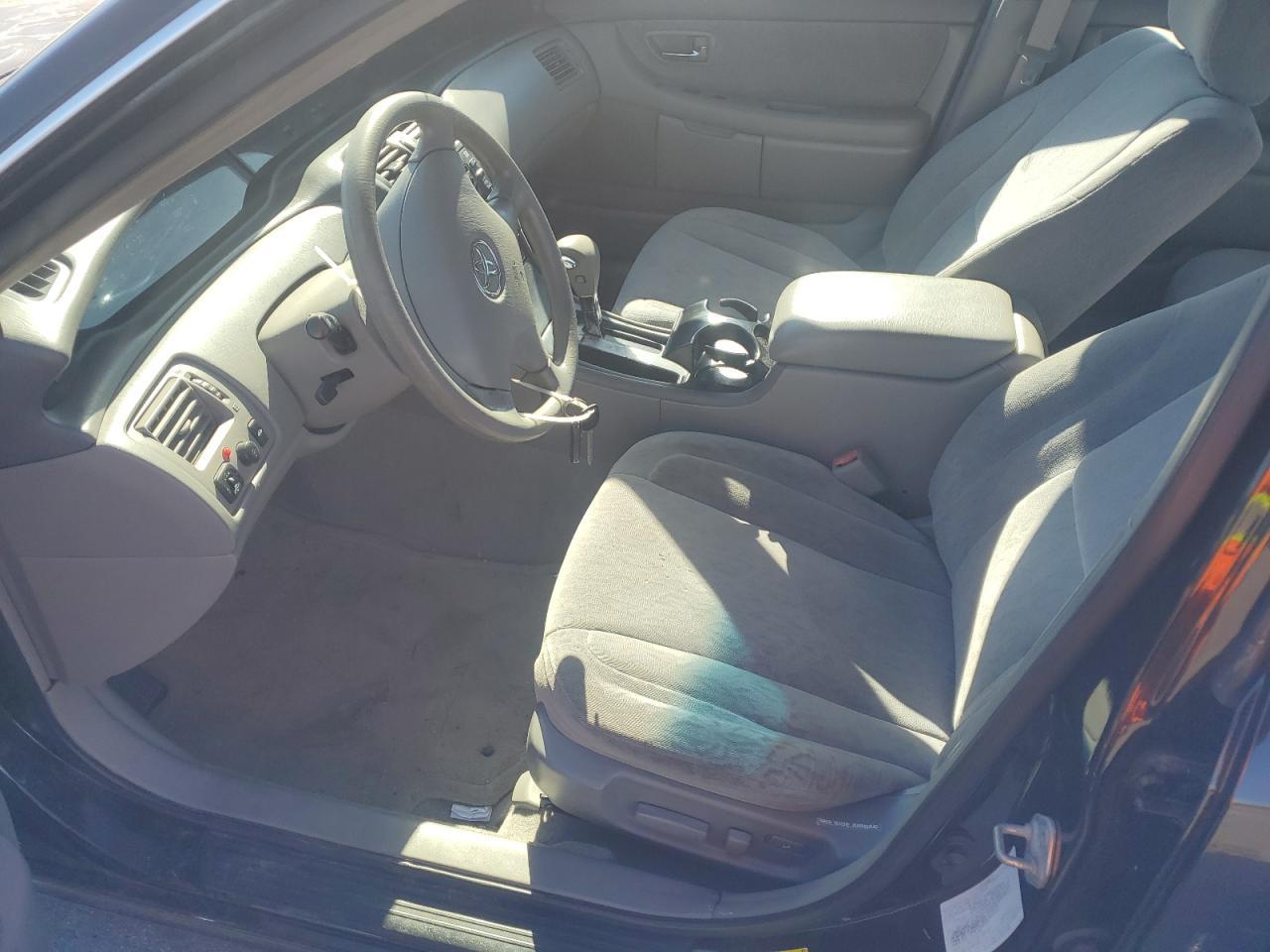 2003 TOYOTA Avalon