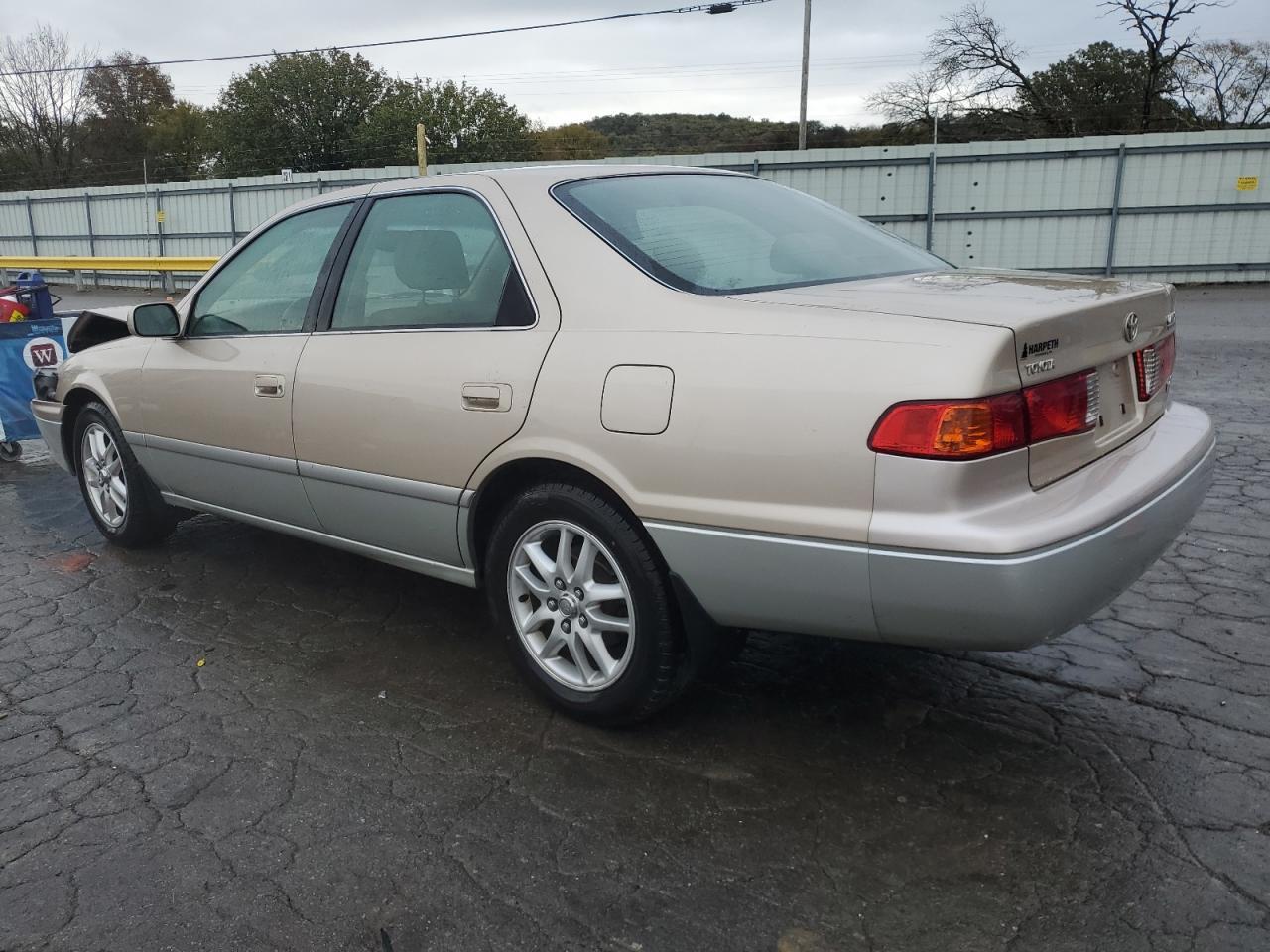 2001 TOYOTA CAMRY
