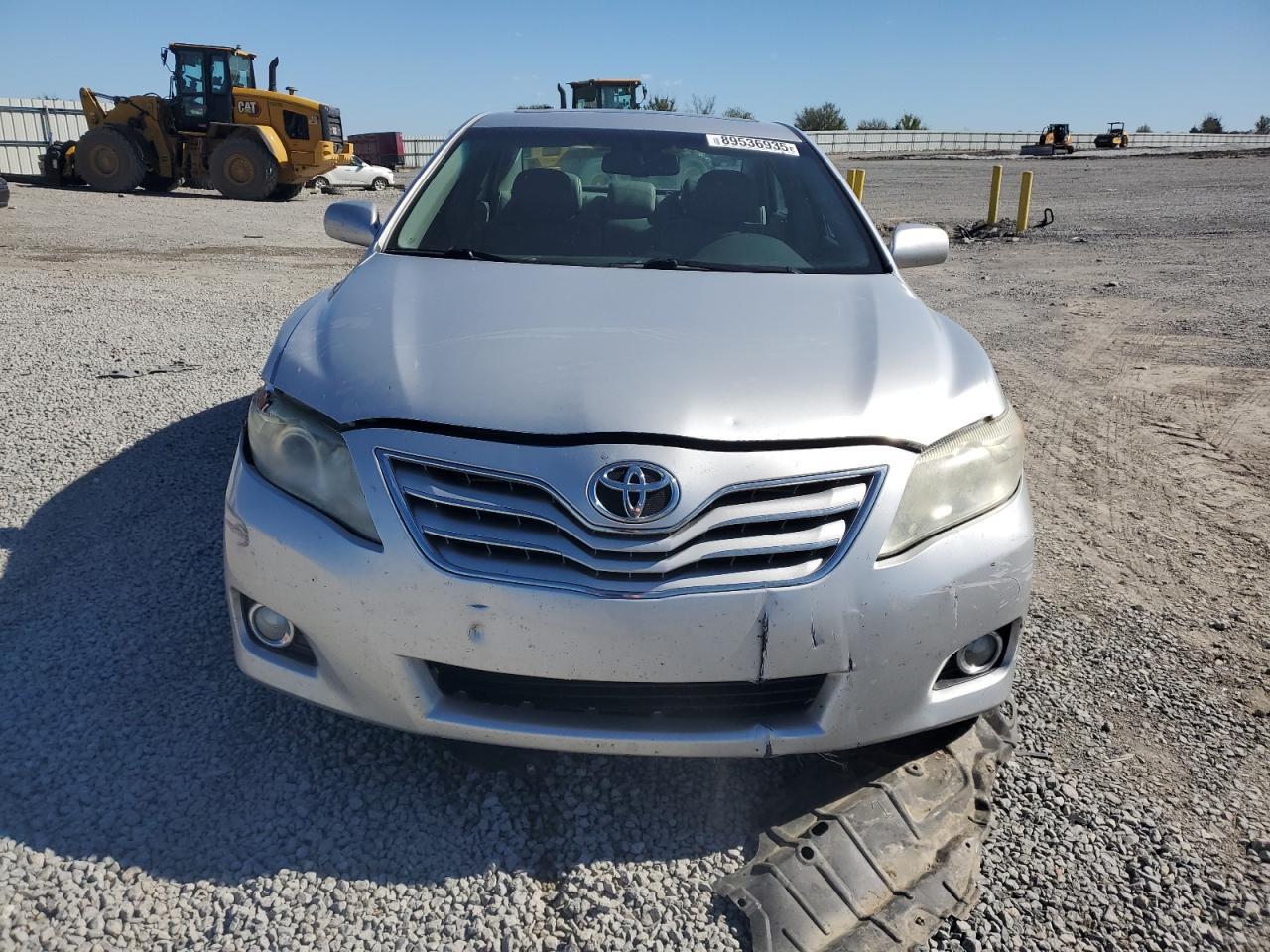 2011 TOYOTA CAMRY