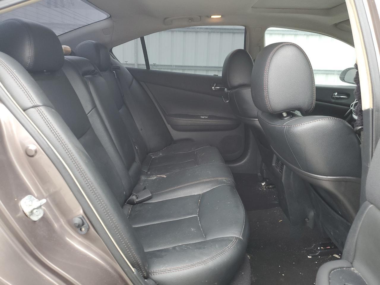 2012 NISSAN Maxima