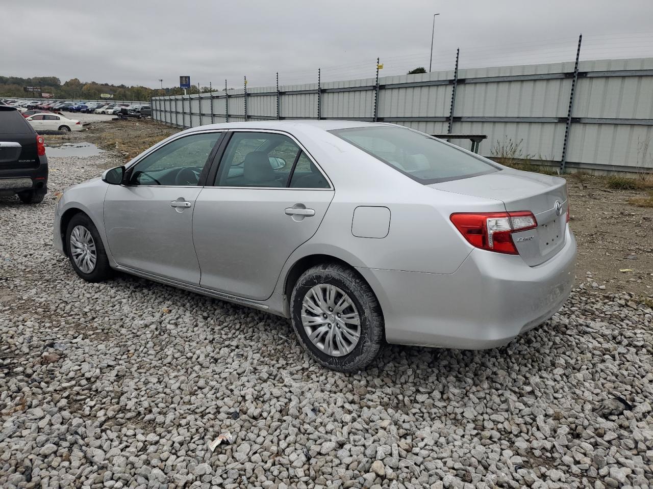 2014 TOYOTA CAMRY