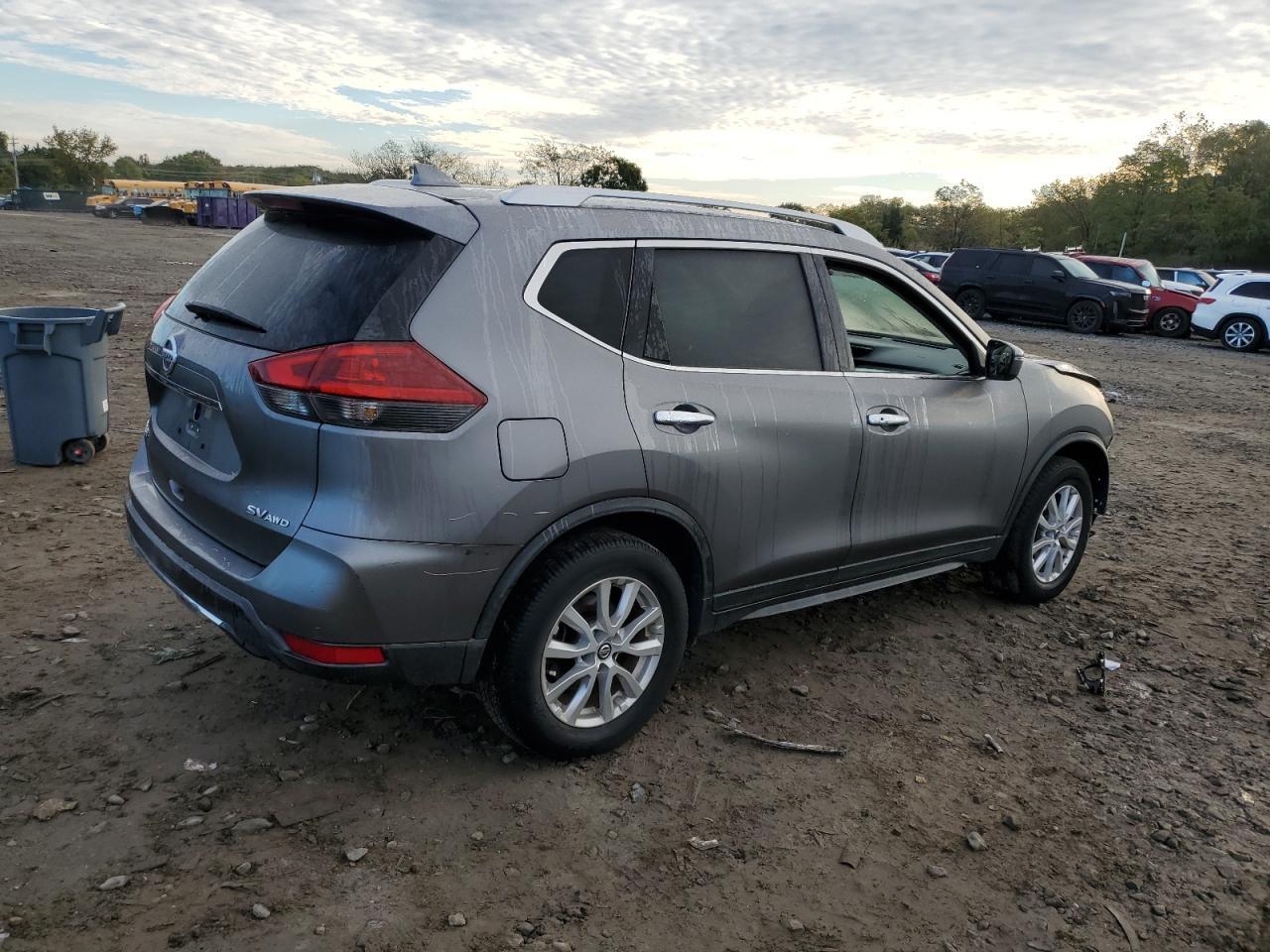 2018 NISSAN ROGUE