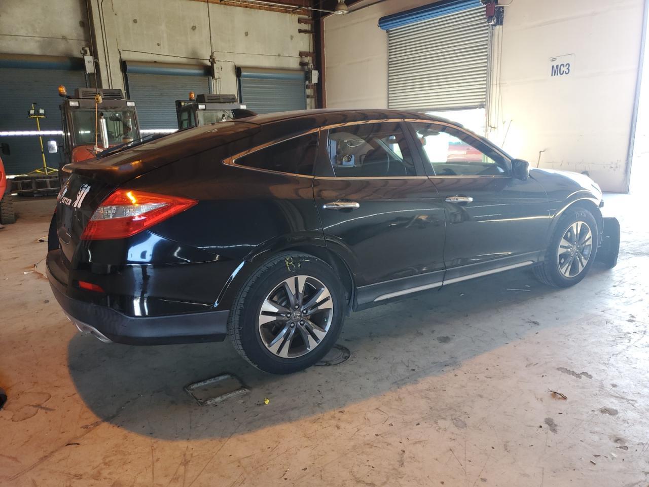 2015 HONDA Crosstour
