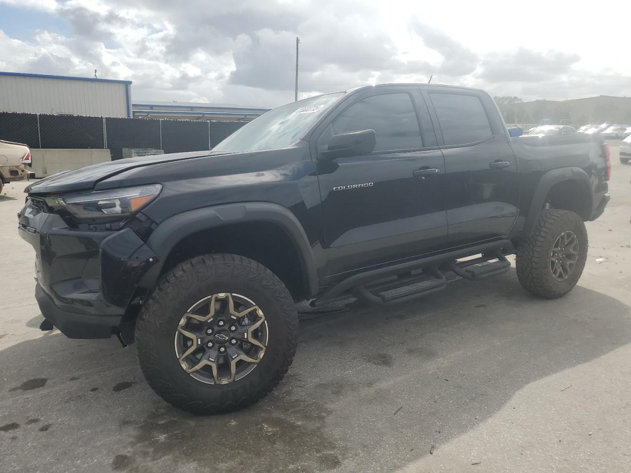 2024 CHEVROLET COLORADO