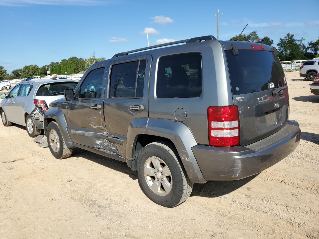 2012 JEEP Liberty