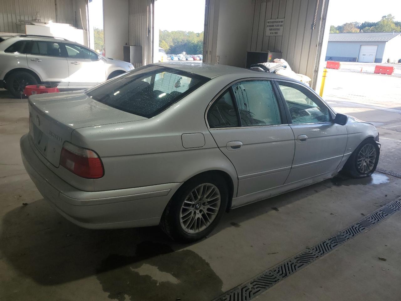 2002 BMW 5 series