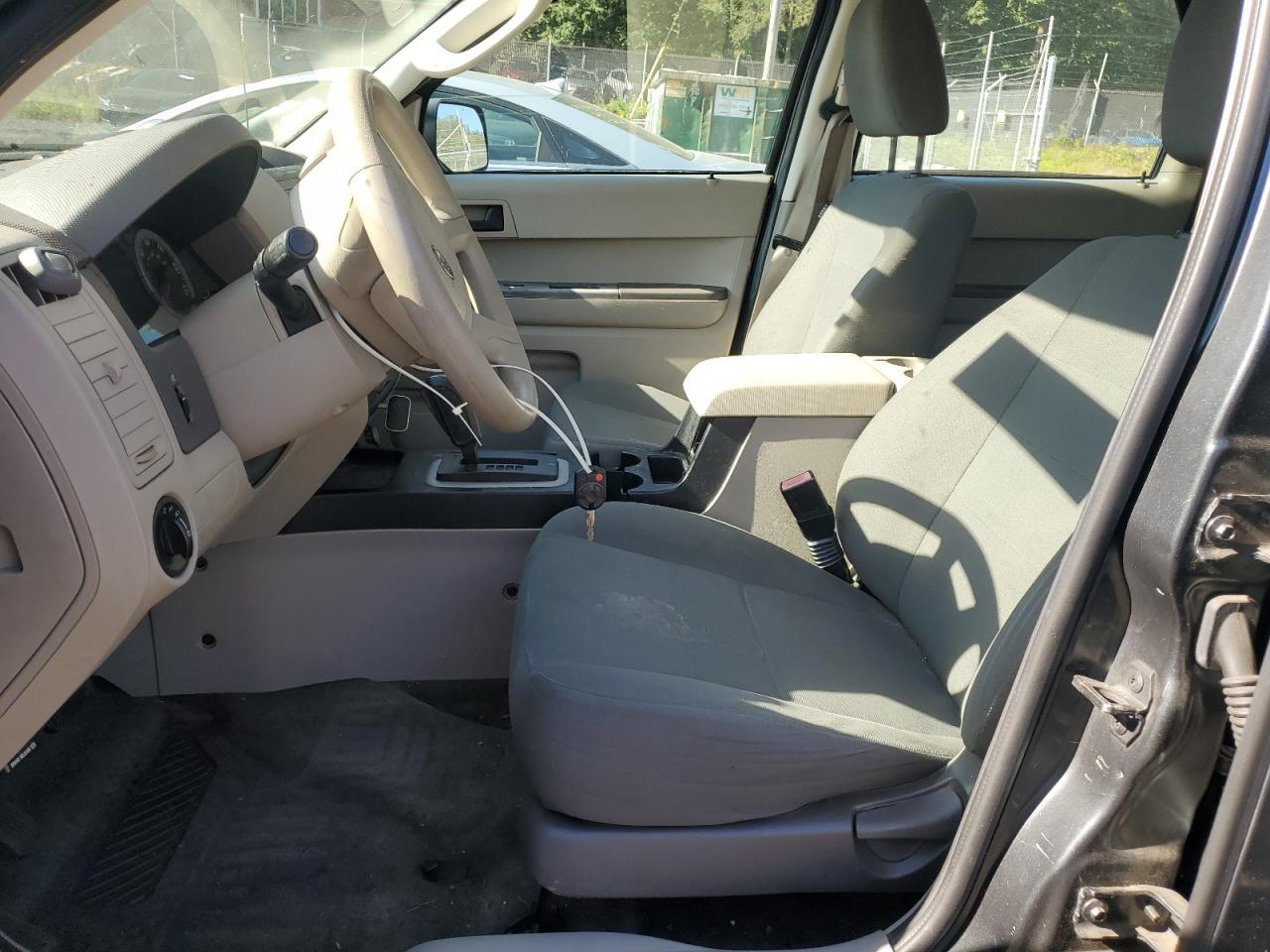 2009 FORD ESCAPE
