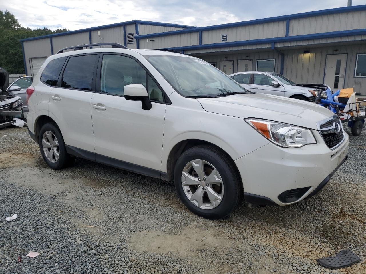 2015 SUBARU FORESTER