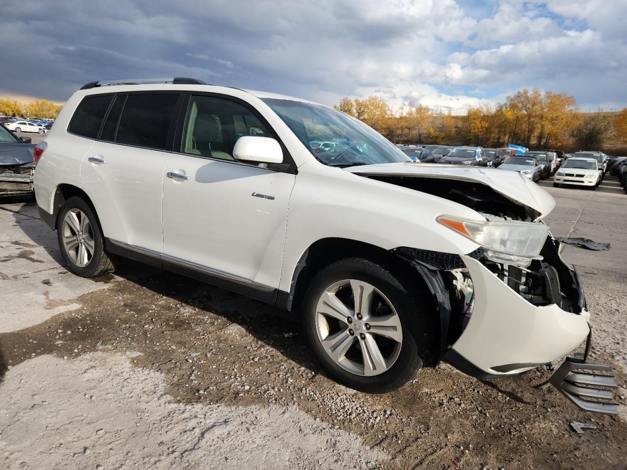 2013 TOYOTA HIGHLANDER