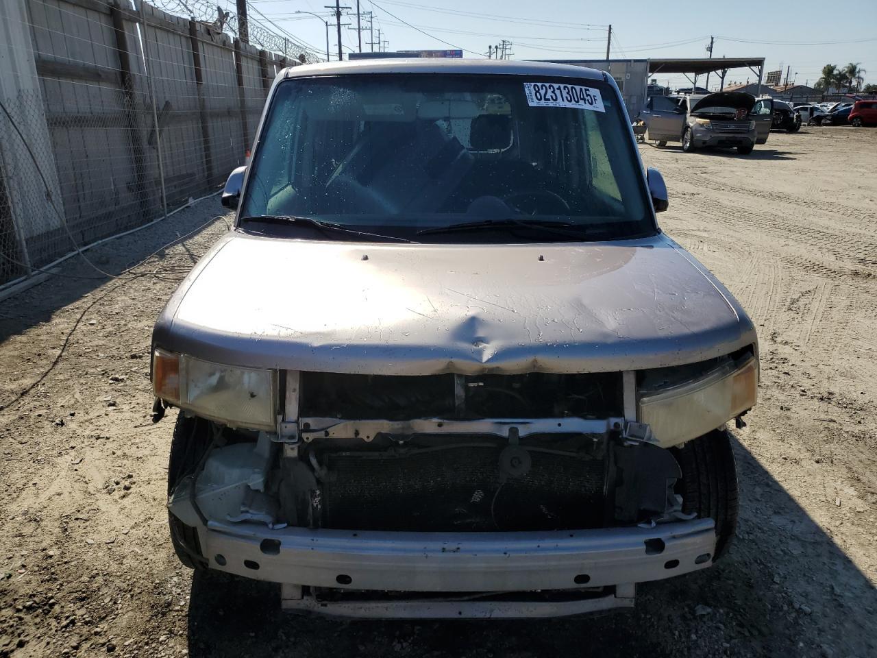 2005 TOYOTA SCION