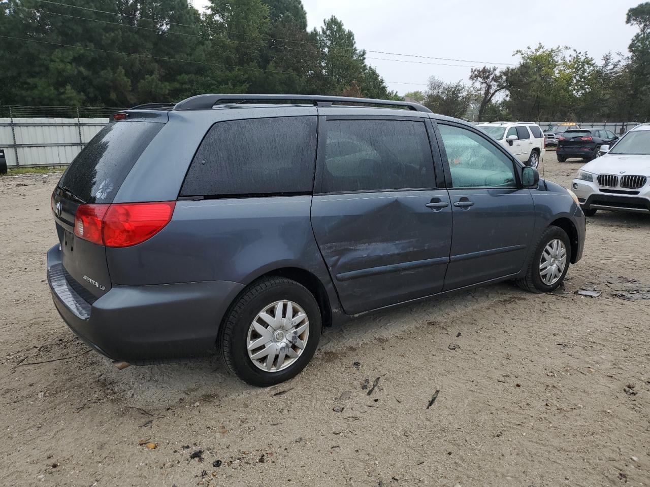2007 TOYOTA SIENNA