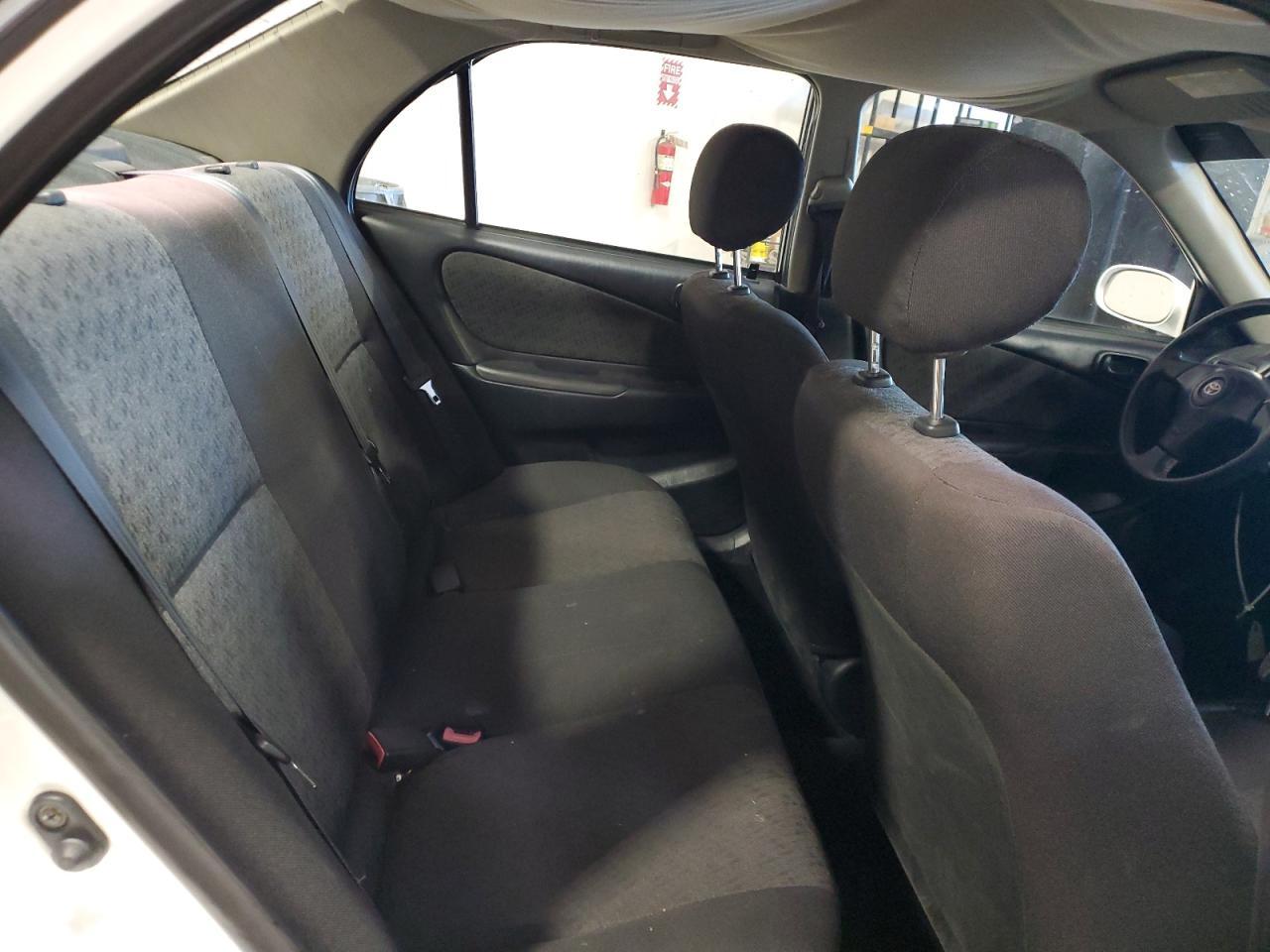 2001 TOYOTA COROLLA