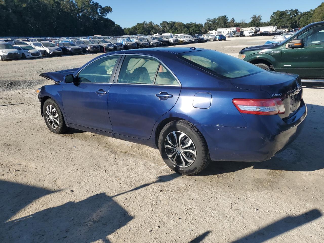2011 TOYOTA CAMRY