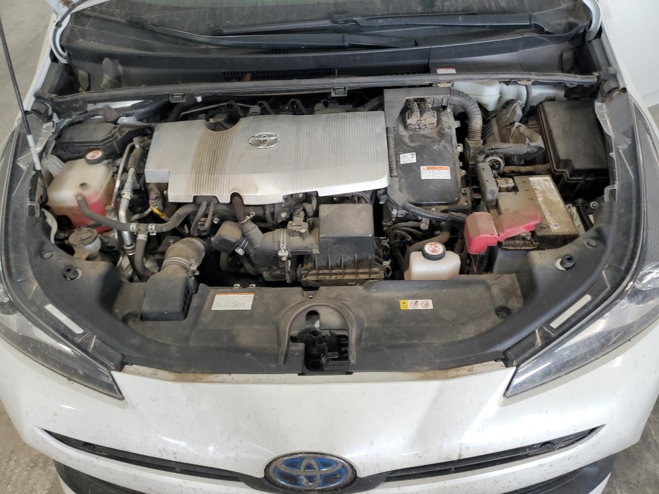 2019 TOYOTA PRIUS