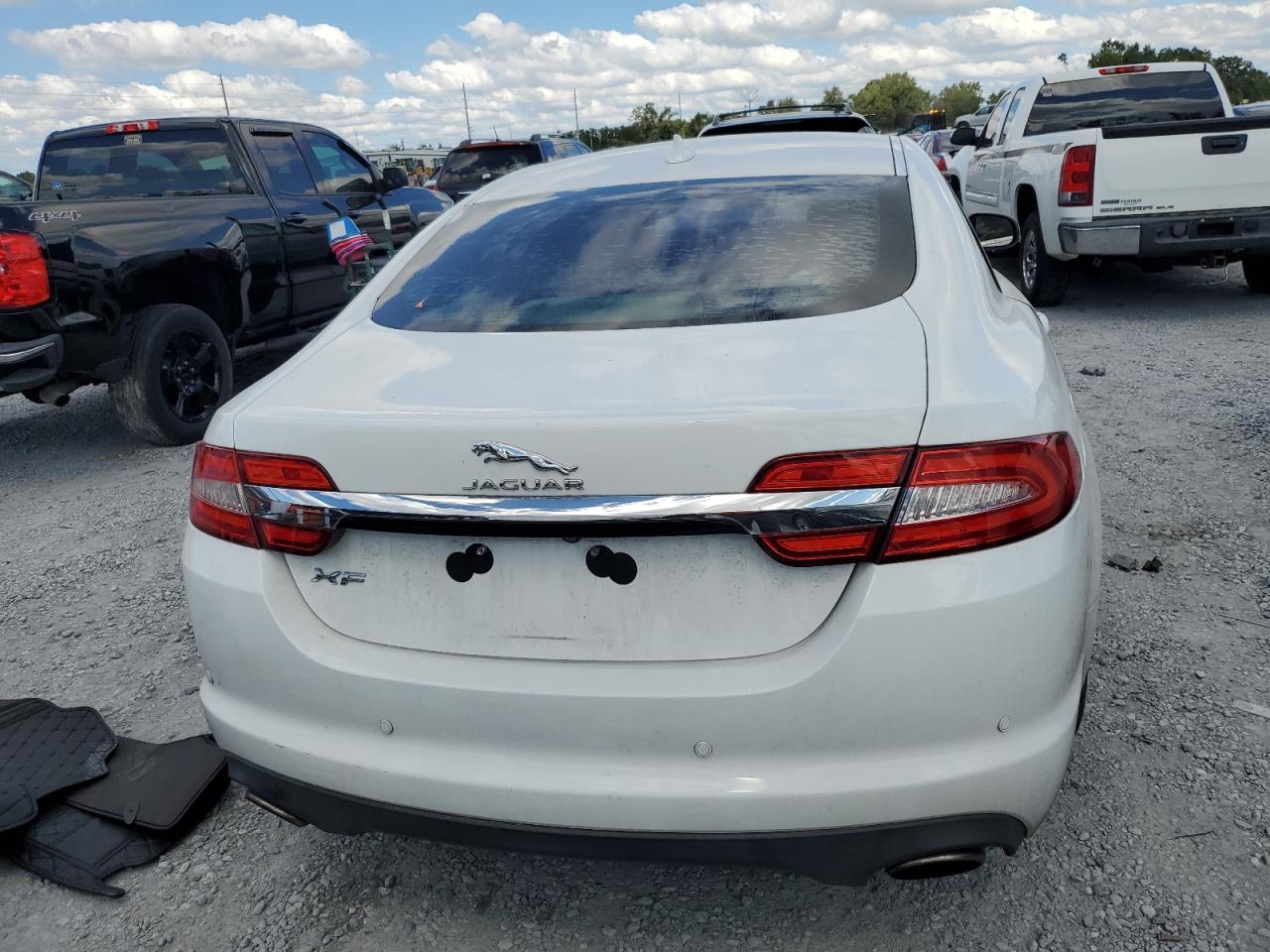 2015 JAGUAR XF