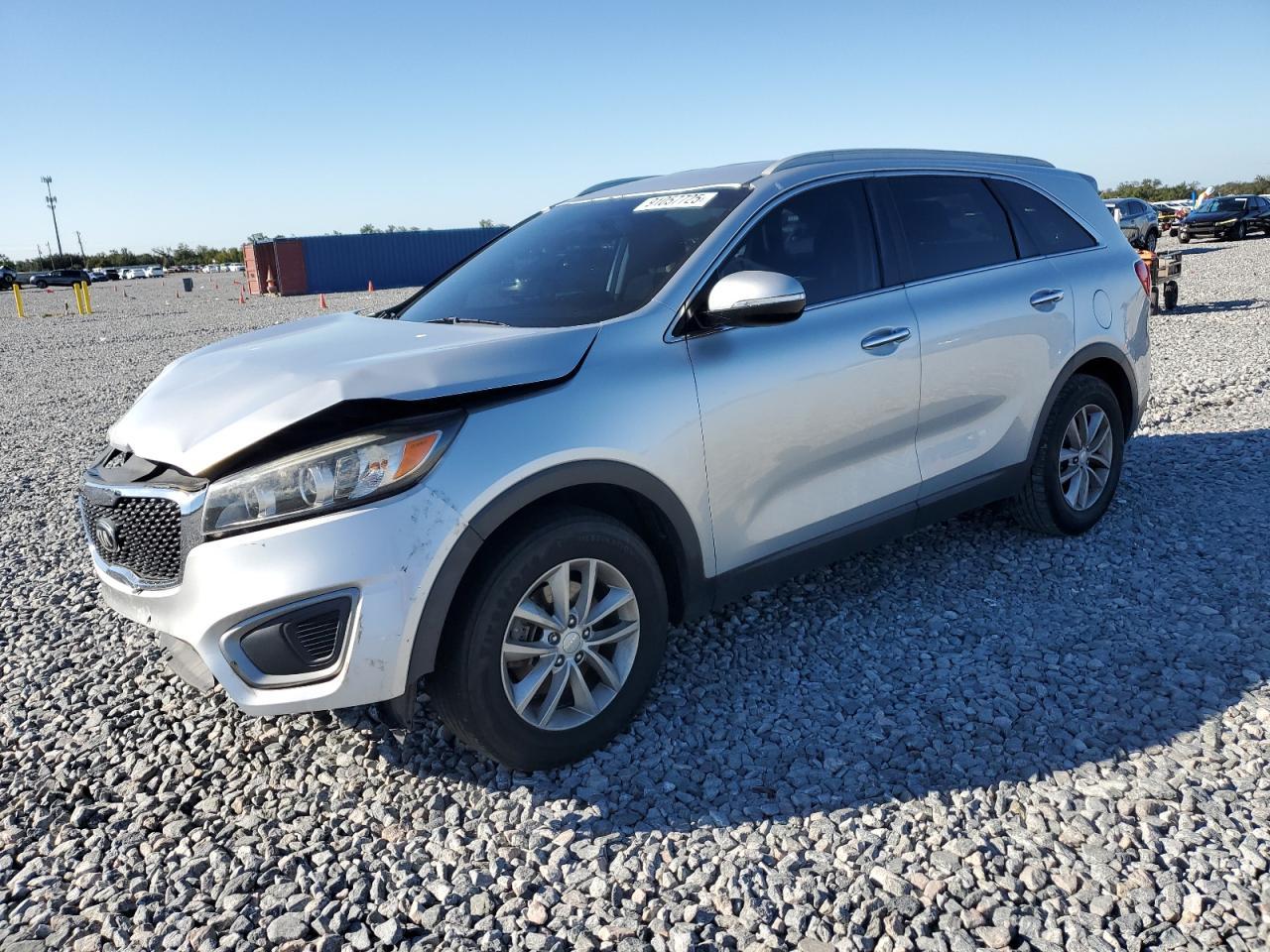 2016 KIA SORENTO