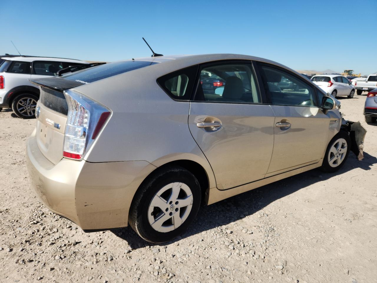 2011 TOYOTA PRIUS