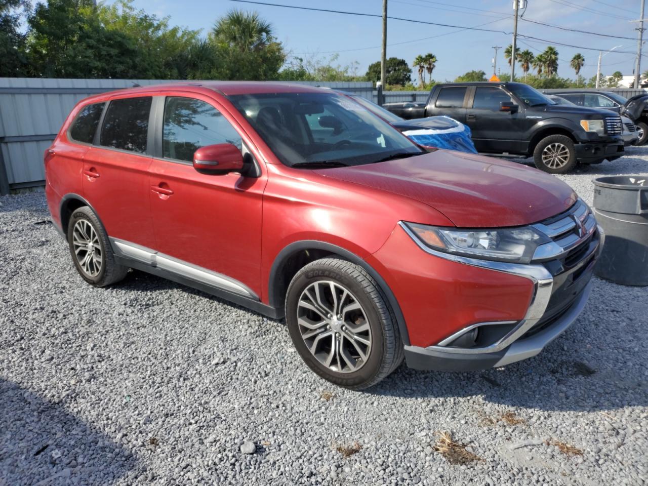 2016 MITSUBISHI outlander