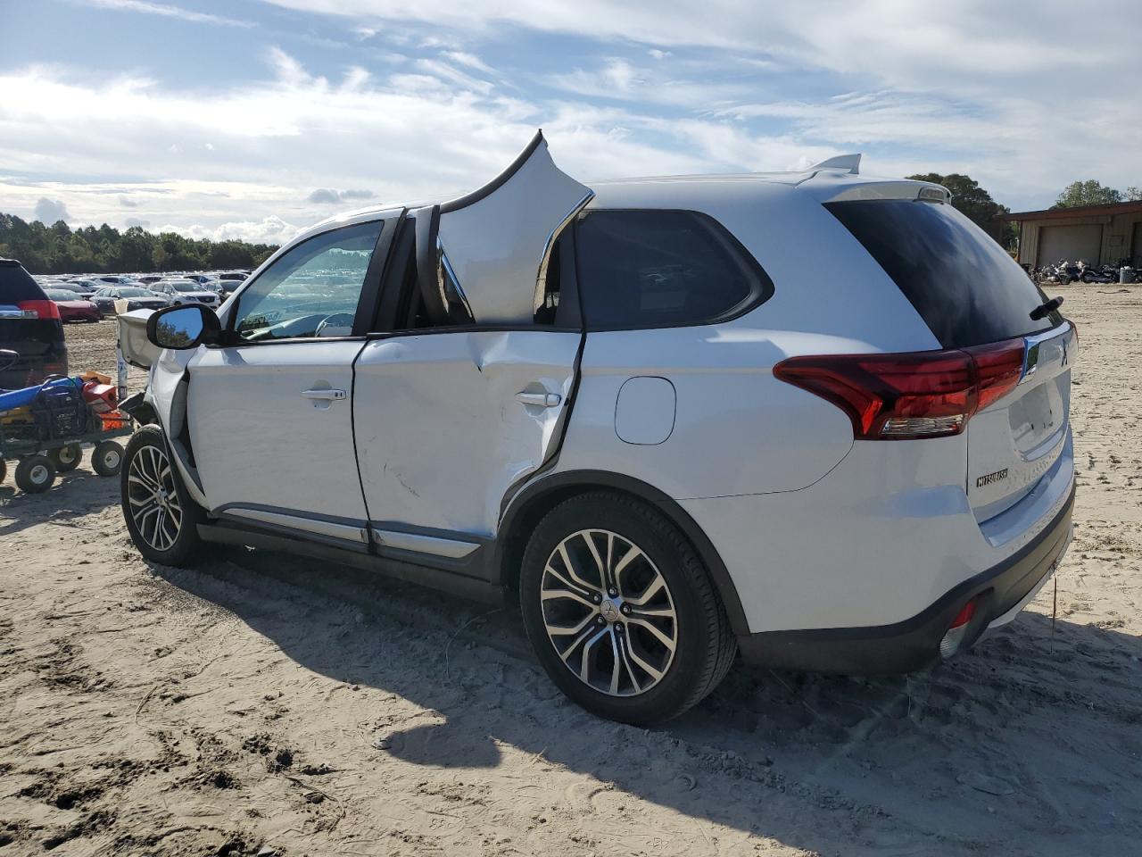 2017 MITSUBISHI outlander