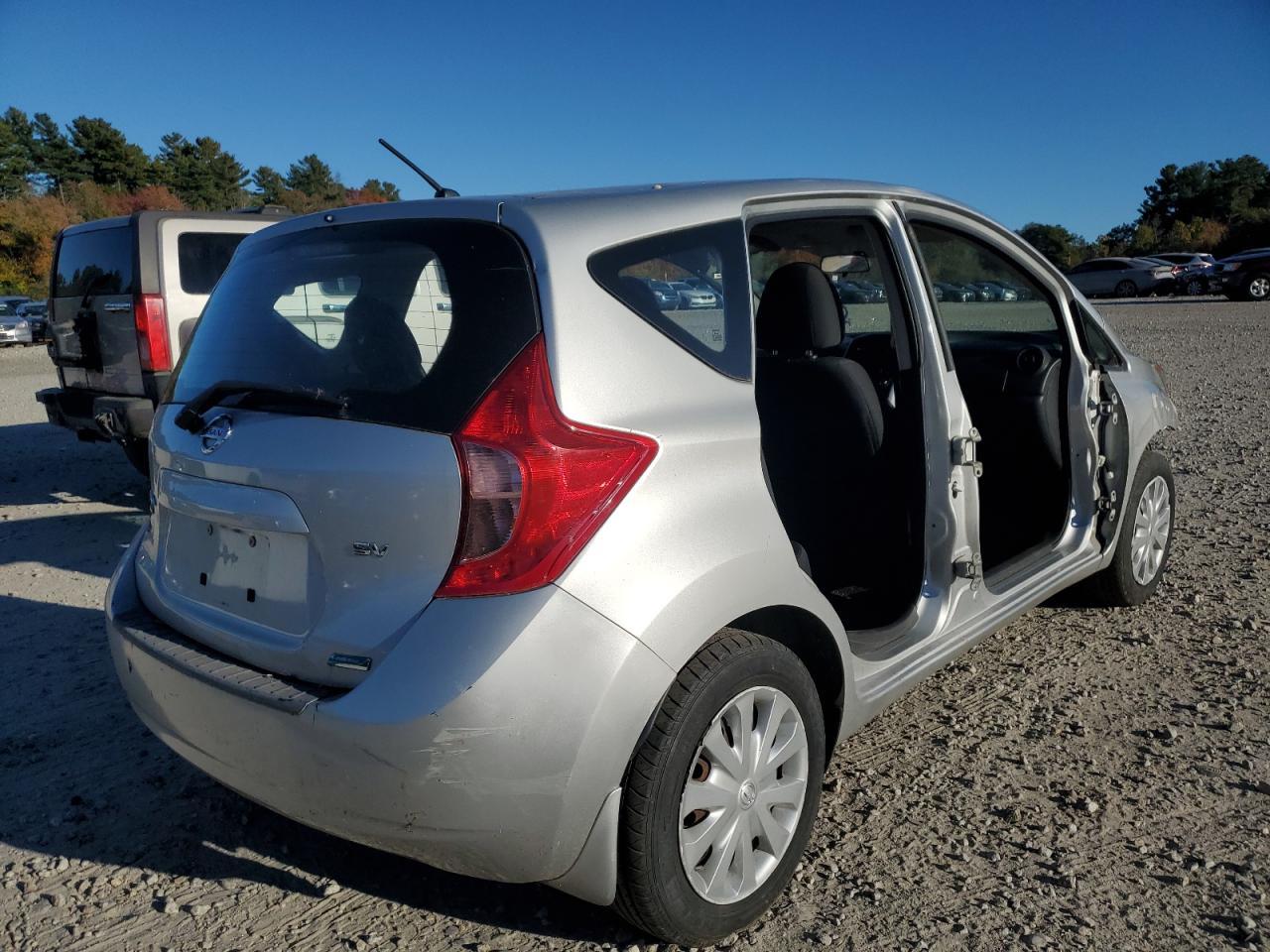 2015 NISSAN Versa Note