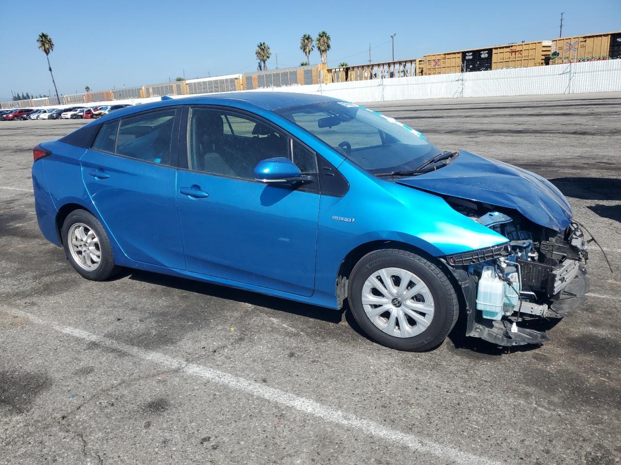 2019 TOYOTA PRIUS