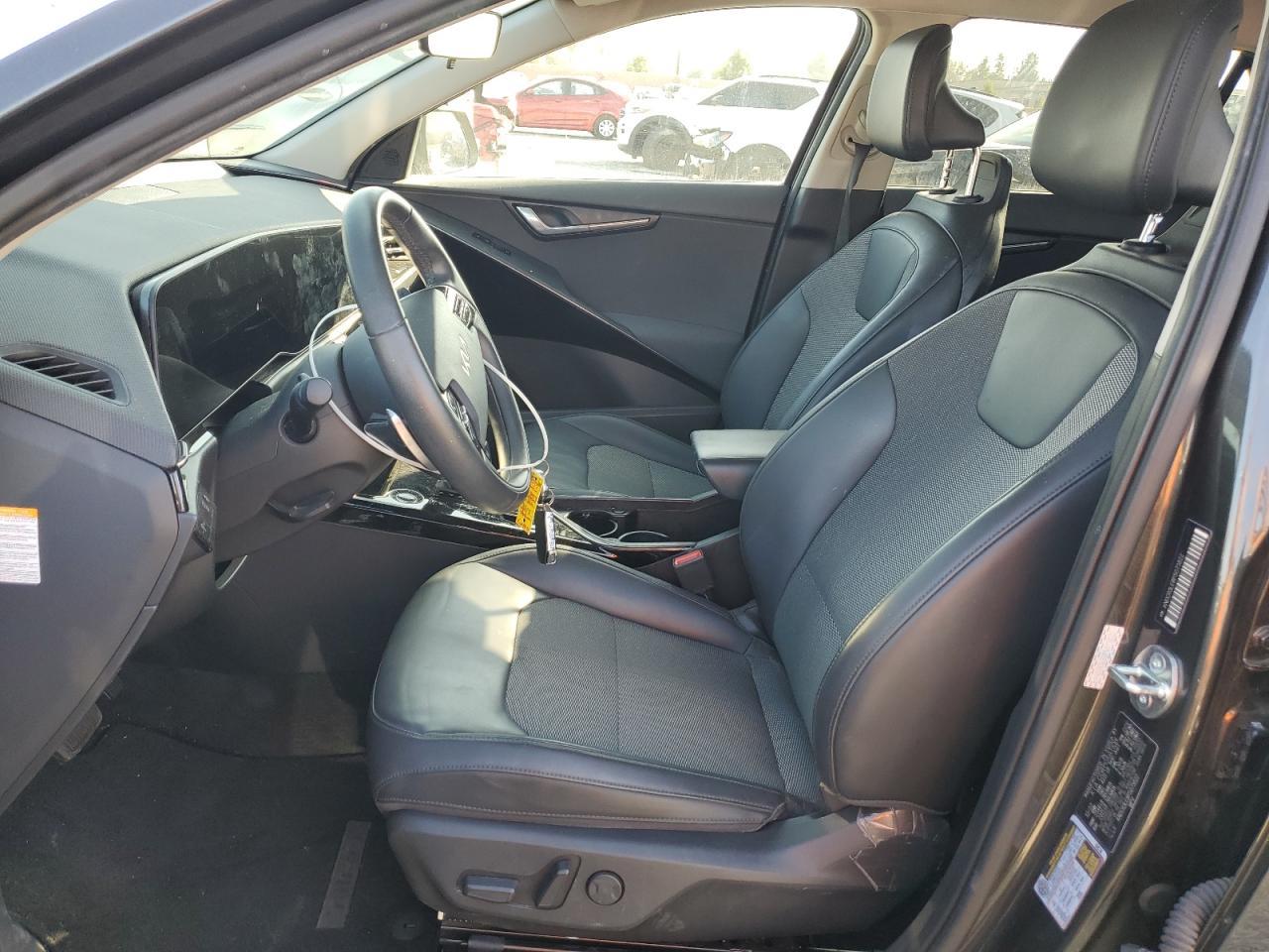 2023 KIA Niro