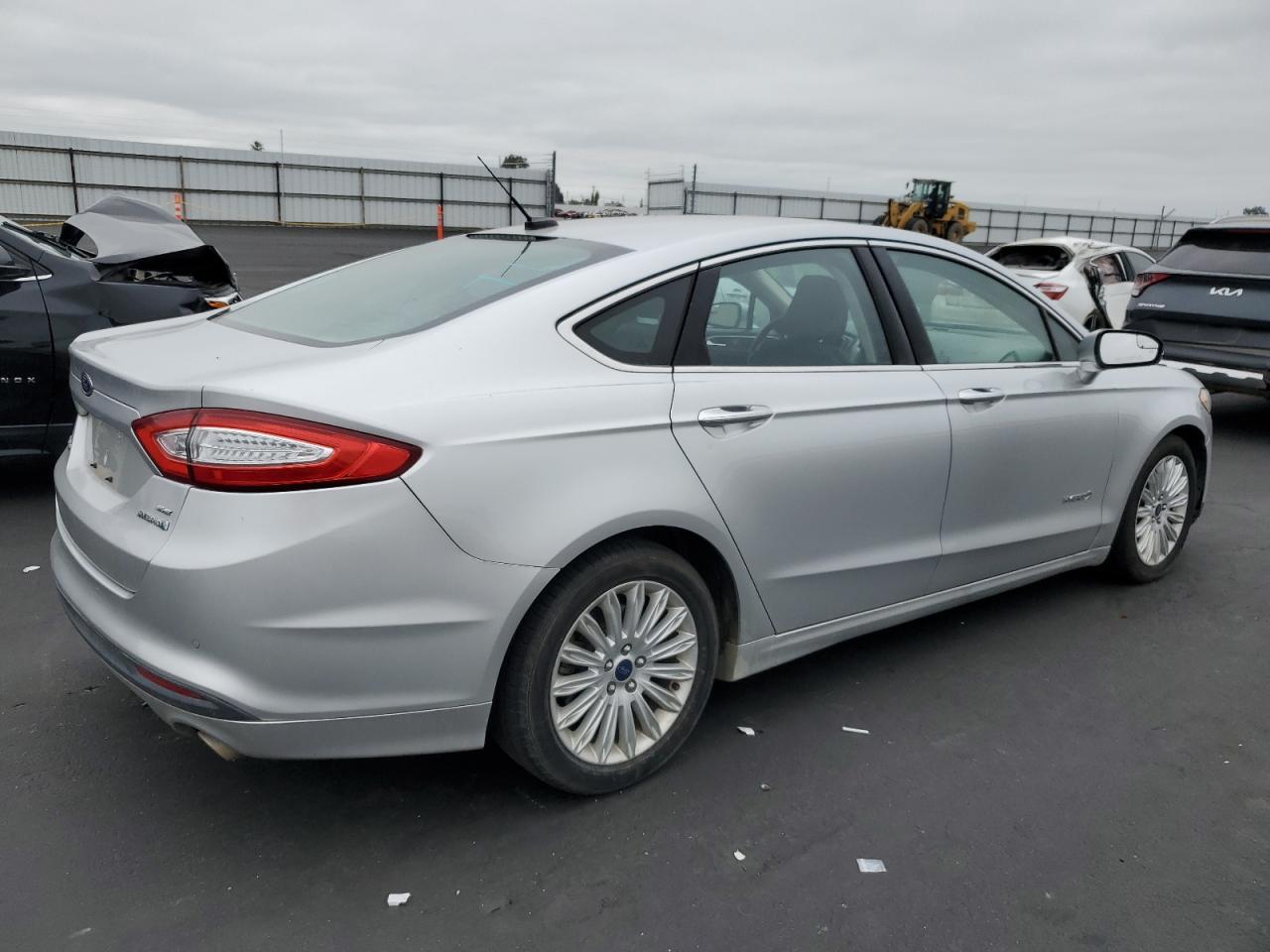 2016 FORD FUSION