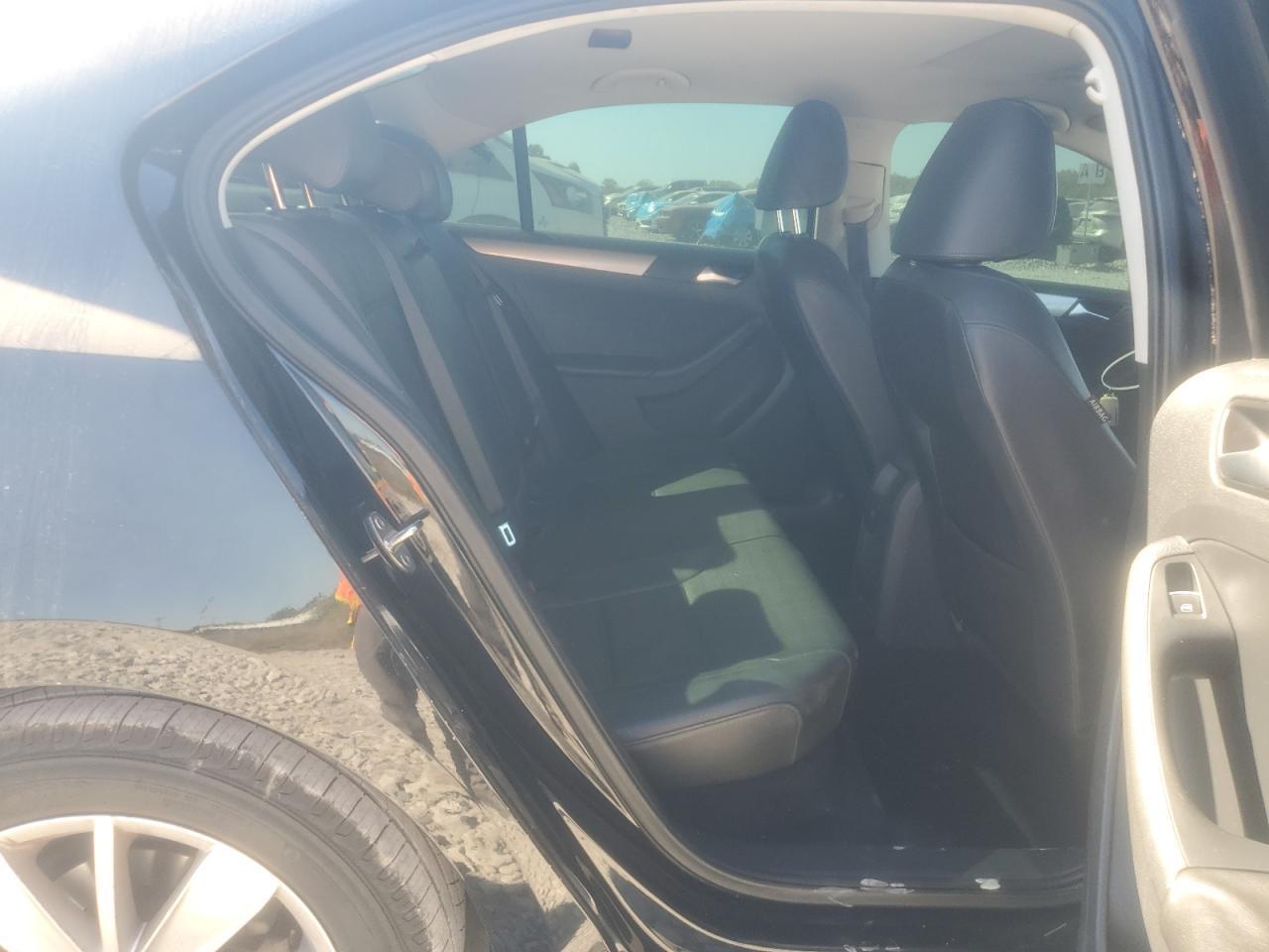 2016 VOLKSWAGEN JETTA