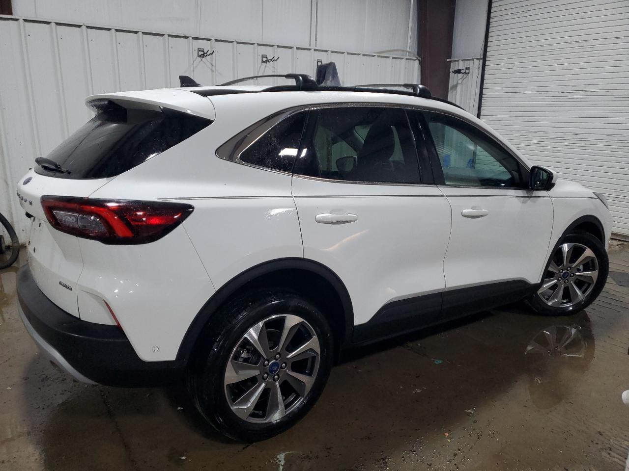 2023 FORD ESCAPE