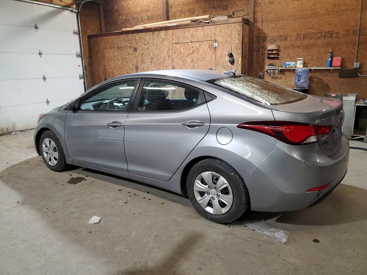 2016 HYUNDAI ELANTRA