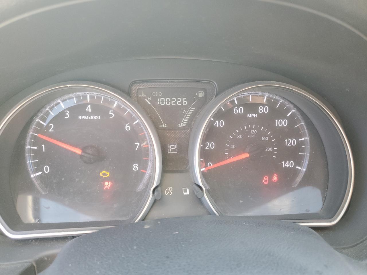 2015 NISSAN VERSA