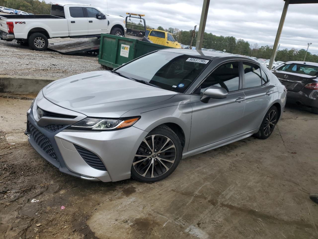 2018 TOYOTA CAMRY