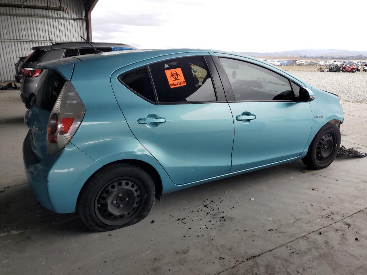 2013 TOYOTA Prius c