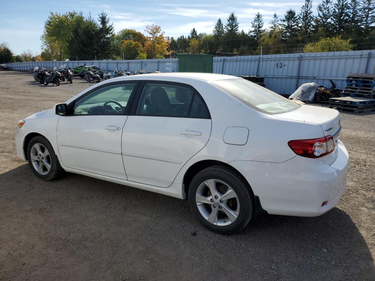 2011 TOYOTA COROLLA