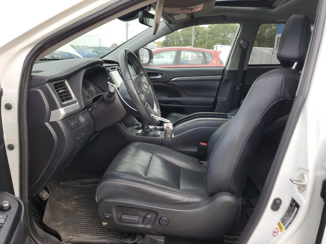 2019 TOYOTA HIGHLANDER