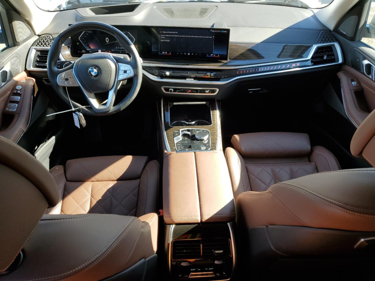 2024 BMW X7
