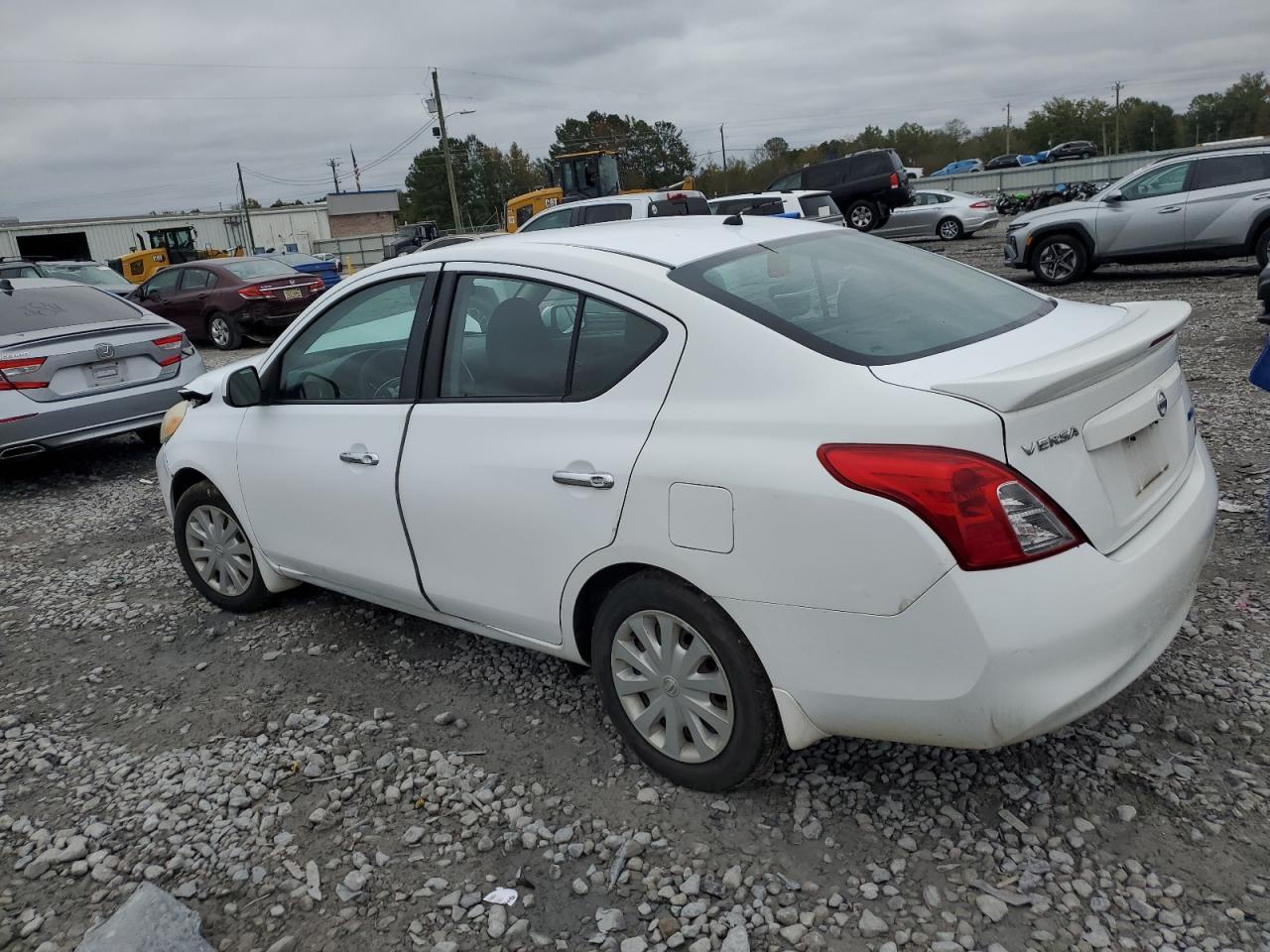 2013 NISSAN VERSA