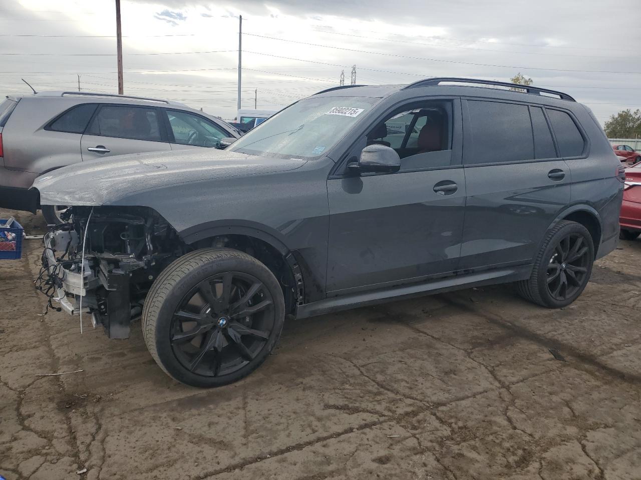 2024 BMW X7