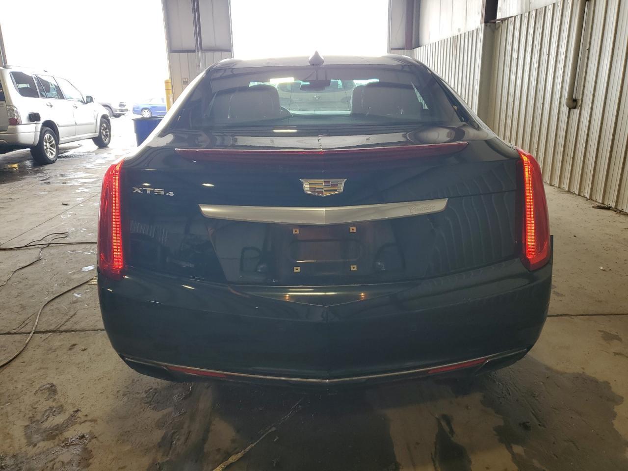 2016 CADILLAC XTS