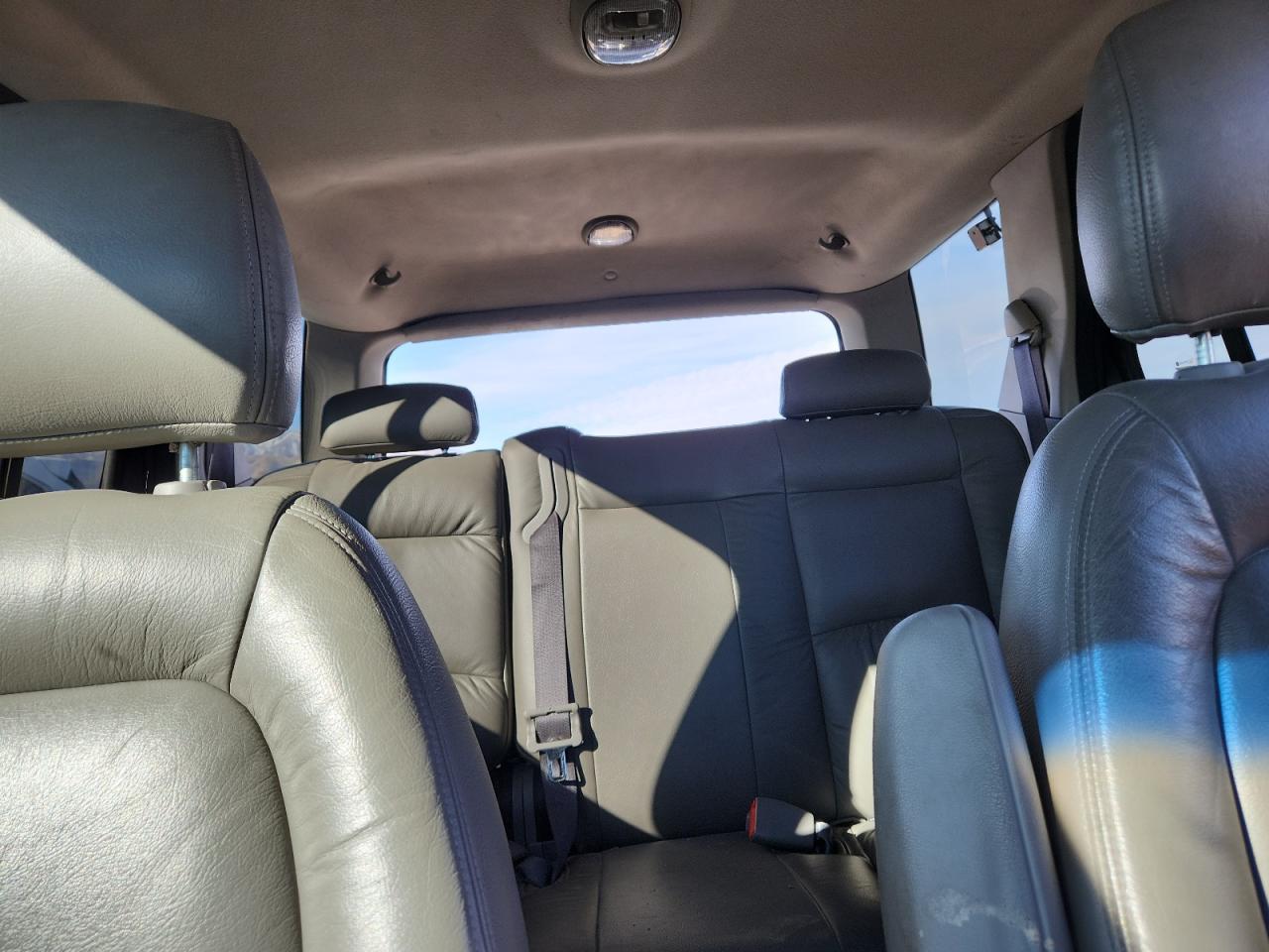 2004 SATURN Vue