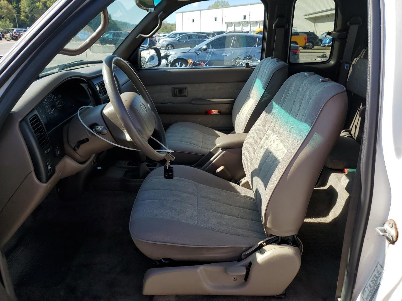 2000 TOYOTA TACOMA