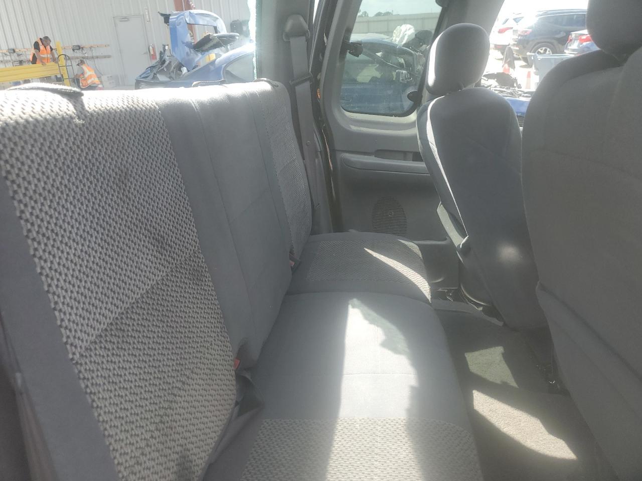 2004 FORD F-150