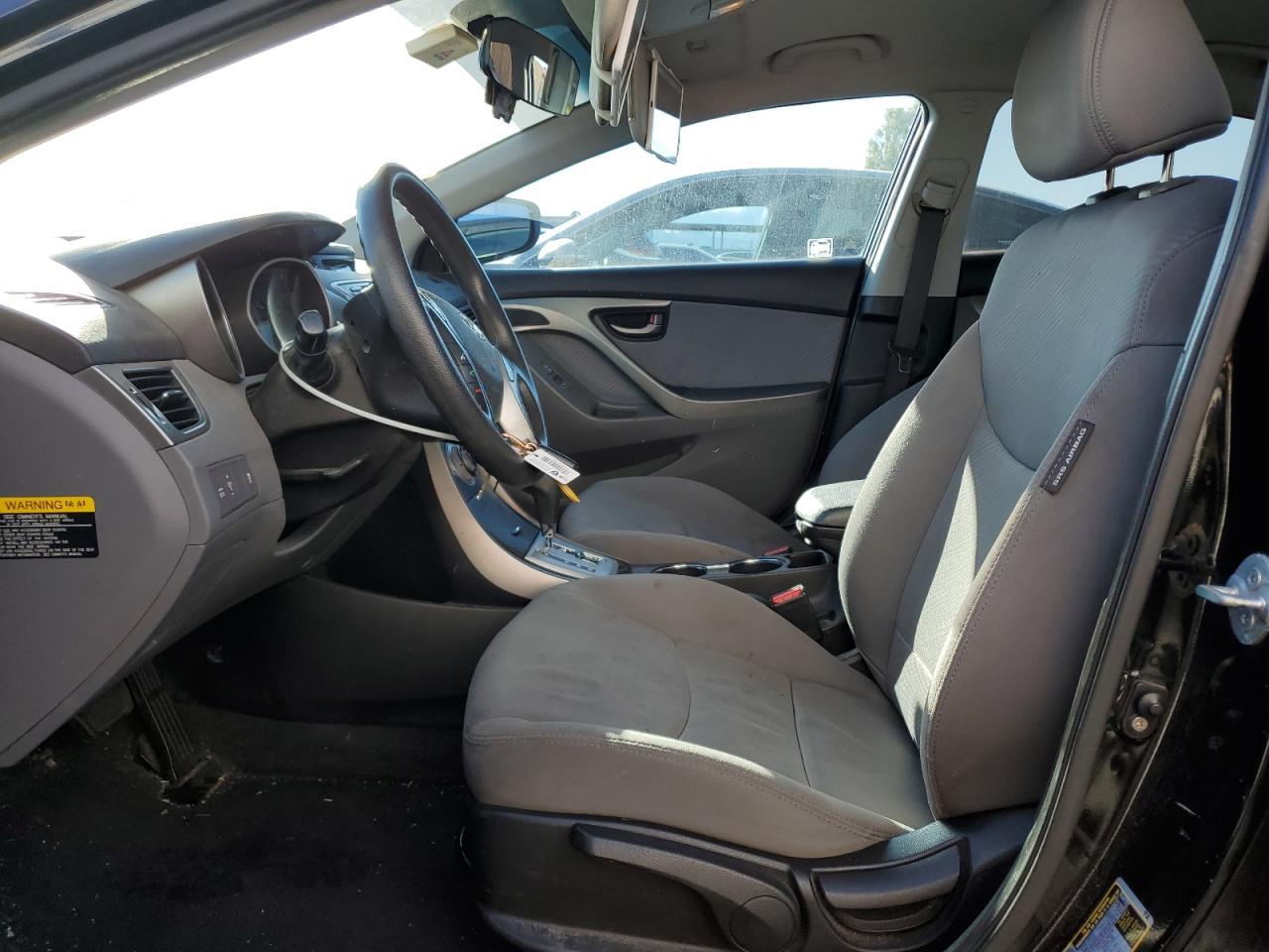 2012 HYUNDAI ELANTRA