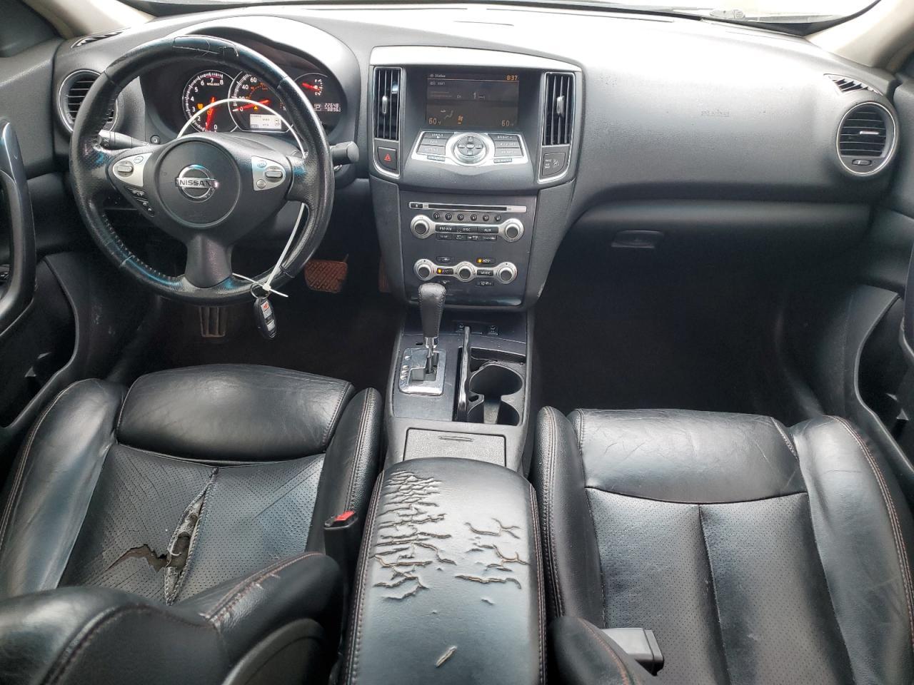 2012 NISSAN Maxima