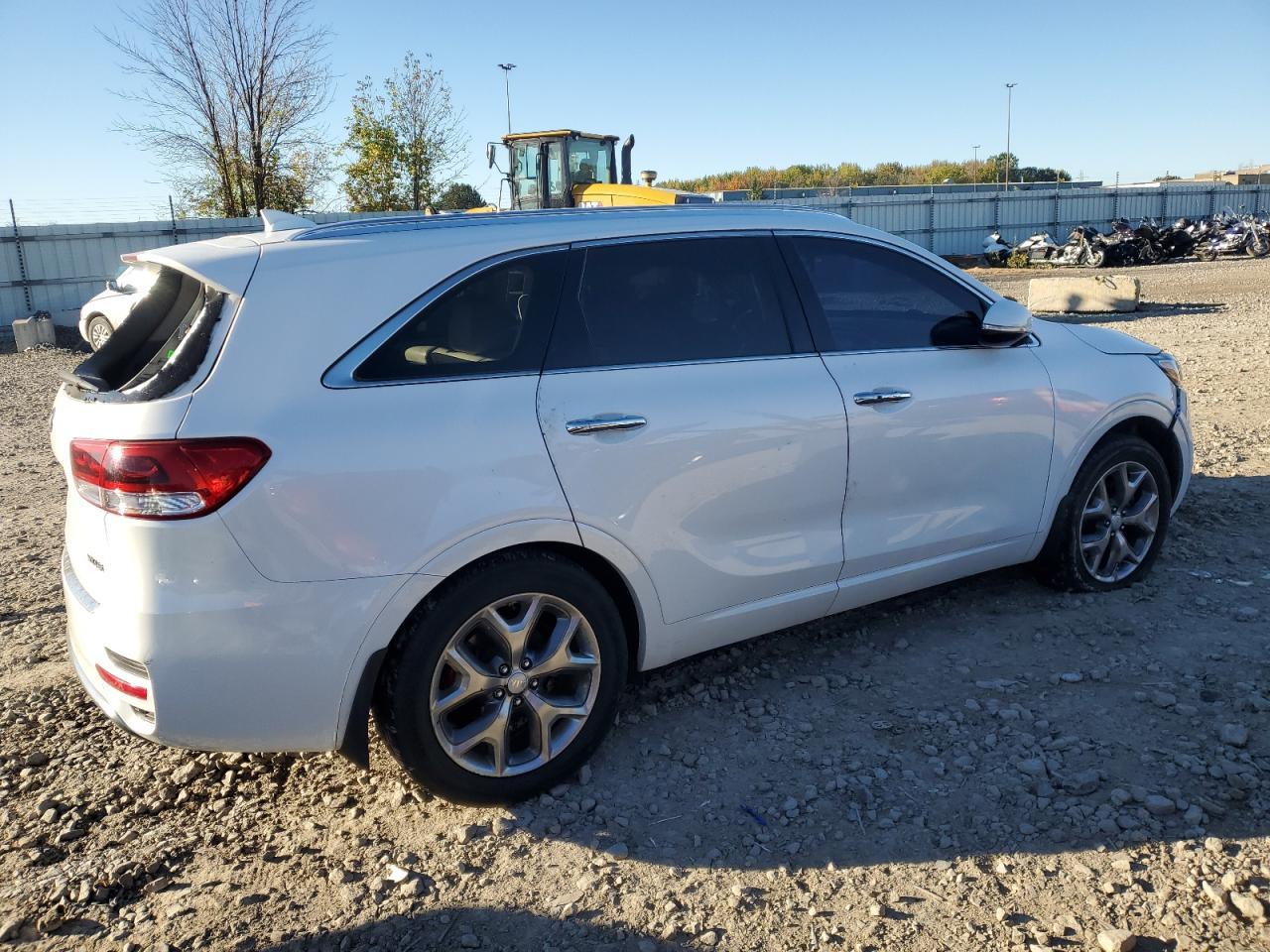 2017 KIA SORENTO